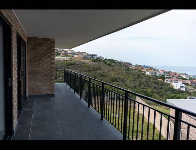 5 BEDROOM HOUSE FOR SALE IN DANA BAY